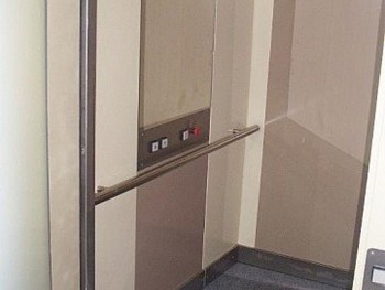 Aufzug Bedienelemente